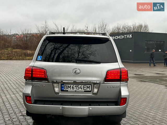 Серый Лексус ЛХ, объемом двигателя 5.66 л и пробегом 364 тыс. км за 25000 $, фото 2 на Automoto.ua