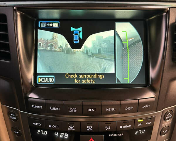 Сірий Лексус ЛХ, об'ємом двигуна 5.66 л та пробігом 262 тис. км за 22999 $, фото 33 на Automoto.ua