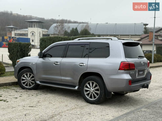 Сірий Лексус ЛХ, об'ємом двигуна 5.66 л та пробігом 246 тис. км за 24999 $, фото 9 на Automoto.ua