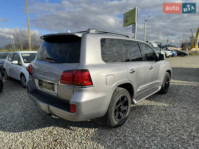 Сірий Лексус ЛХ, об'ємом двигуна 5.66 л та пробігом 303 тис. км за 22000 $, фото 10 на Automoto.ua