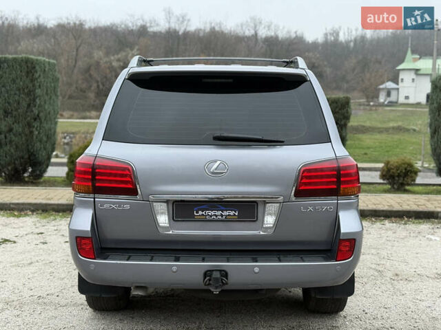 Сірий Лексус ЛХ, об'ємом двигуна 5.66 л та пробігом 246 тис. км за 24999 $, фото 11 на Automoto.ua
