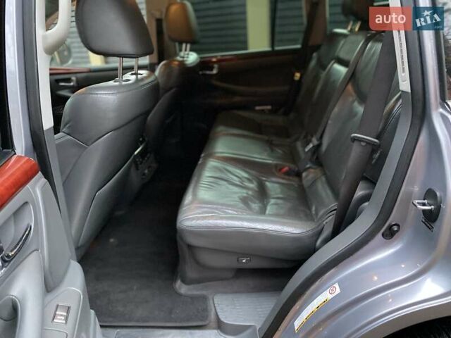 Сірий Лексус ЛХ, об'ємом двигуна 5.7 л та пробігом 295 тис. км за 21555 $, фото 27 на Automoto.ua