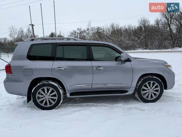 Сірий Лексус ЛХ, об'ємом двигуна 5.66 л та пробігом 178 тис. км за 23700 $, фото 16 на Automoto.ua