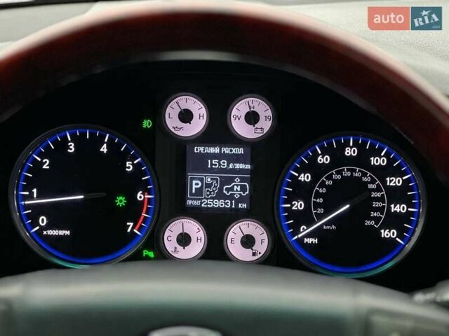 Серый Лексус ЛХ, объемом двигателя 5.66 л и пробегом 259 тыс. км за 21990 $, фото 22 на Automoto.ua