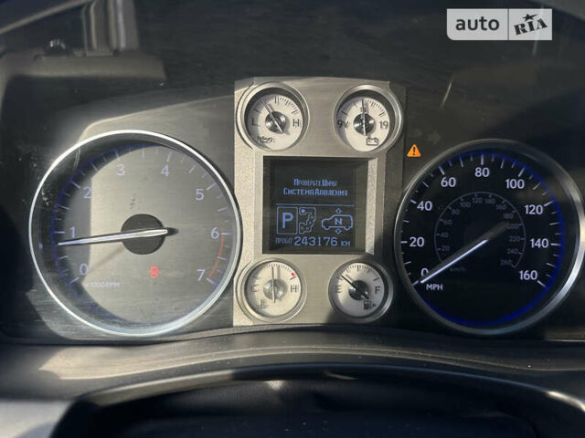 Серый Лексус ЛХ, объемом двигателя 5.66 л и пробегом 243 тыс. км за 25800 $, фото 38 на Automoto.ua