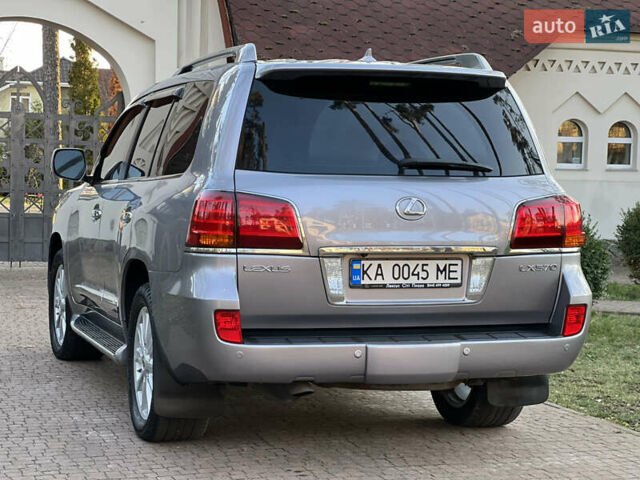 Сірий Лексус ЛХ, об'ємом двигуна 5.7 л та пробігом 285 тис. км за 26700 $, фото 14 на Automoto.ua