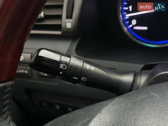 Серый Лексус ЛХ, объемом двигателя 5.66 л и пробегом 259 тыс. км за 21990 $, фото 34 на Automoto.ua