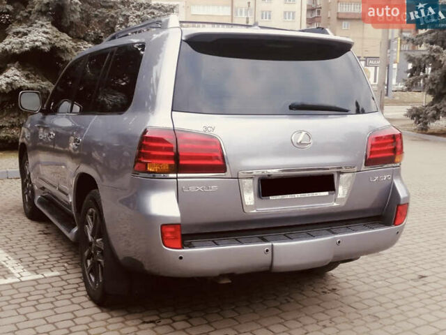 Лексус ЛХ 2008 в Ивано-Франковске на Automoto.ua Серый Лексус ЛХ, объемом двигателя 5.66 л и пробегом 285 тыс. км за 25000 $, фото 3 на Automoto.ua