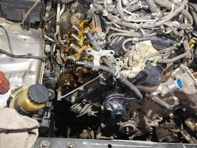 Серый Лексус ЛХ, объемом двигателя 5.7 л и пробегом 320 тыс. км за 22300 $, фото 18 на Automoto.ua