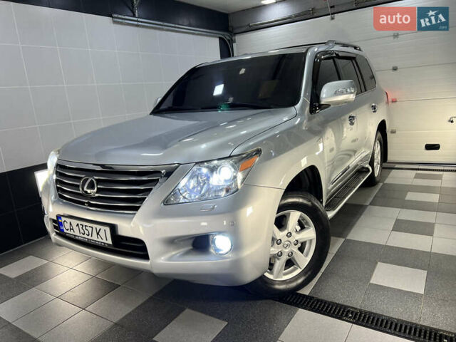 Серый Лексус ЛХ, объемом двигателя 5.66 л и пробегом 273 тыс. км за 24900 $, фото 34 на Automoto.ua