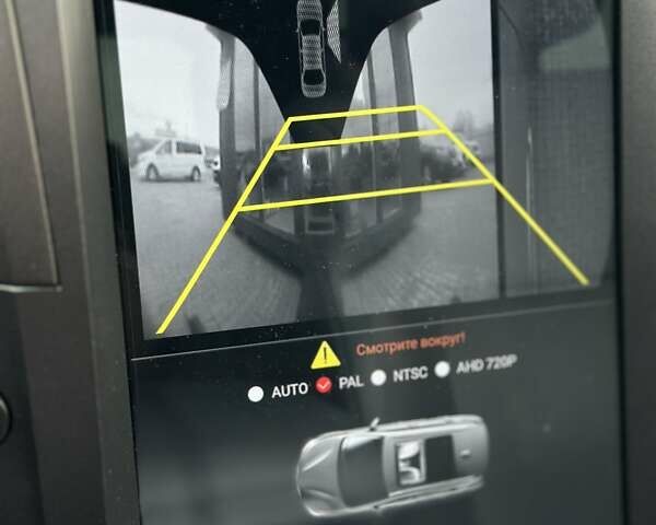 Серый Лексус ЛХ, объемом двигателя 5.66 л и пробегом 255 тыс. км за 24900 $, фото 44 на Automoto.ua