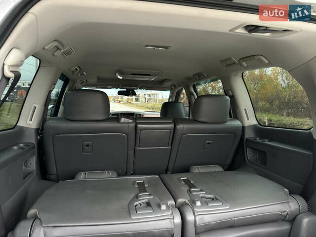 Серый Лексус ЛХ, объемом двигателя 5.7 л и пробегом 360 тыс. км за 19900 $, фото 30 на Automoto.ua