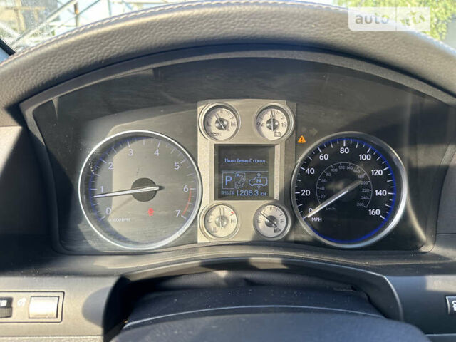 Серый Лексус ЛХ, объемом двигателя 5.66 л и пробегом 243 тыс. км за 25800 $, фото 36 на Automoto.ua