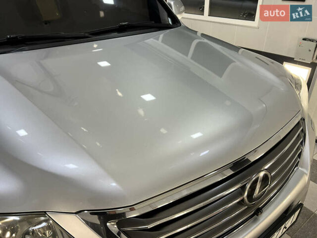 Серый Лексус ЛХ, объемом двигателя 5.66 л и пробегом 273 тыс. км за 24900 $, фото 10 на Automoto.ua