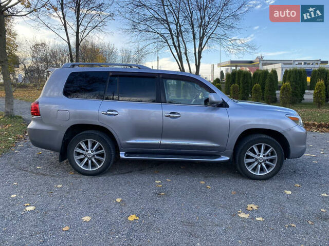 Сірий Лексус ЛХ, об'ємом двигуна 5.66 л та пробігом 295 тис. км за 20999 $, фото 5 на Automoto.ua