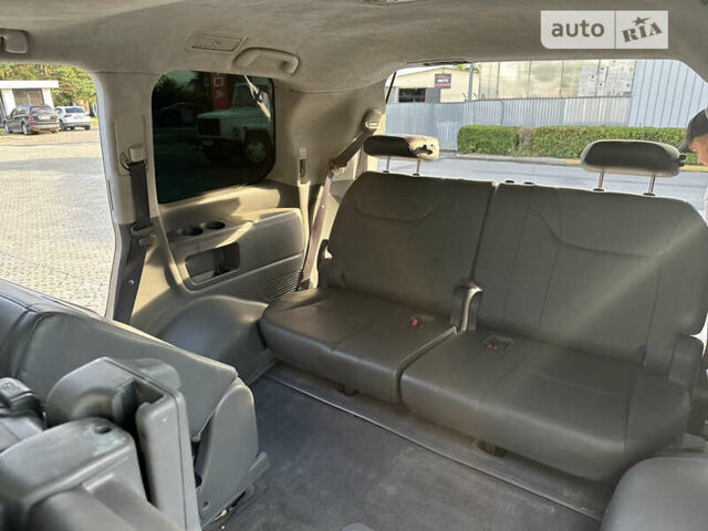 Серый Лексус ЛХ, объемом двигателя 5.66 л и пробегом 243 тыс. км за 25800 $, фото 41 на Automoto.ua