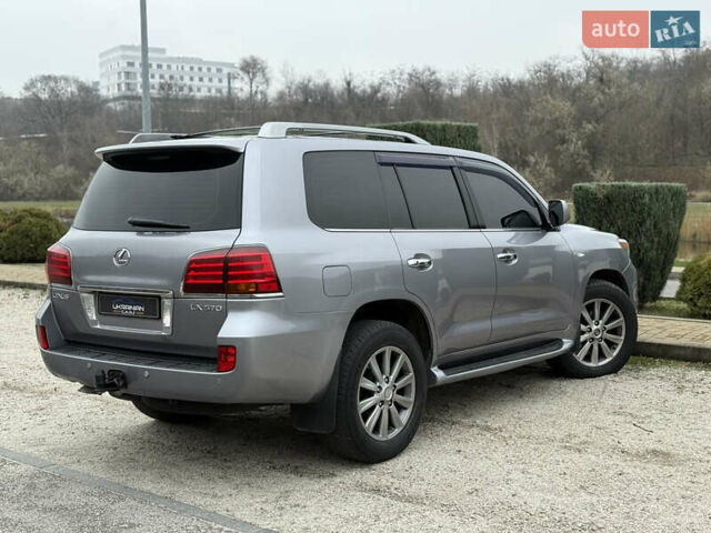 Сірий Лексус ЛХ, об'ємом двигуна 5.66 л та пробігом 246 тис. км за 24999 $, фото 6 на Automoto.ua