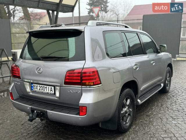 Серый Лексус ЛХ, объемом двигателя 5.66 л и пробегом 530 тыс. км за 25500 $, фото 4 на Automoto.ua