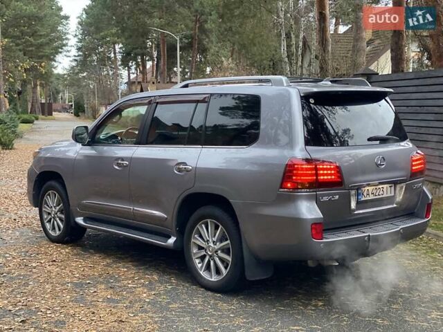 Сірий Лексус ЛХ, об'ємом двигуна 5.7 л та пробігом 295 тис. км за 21555 $, фото 8 на Automoto.ua