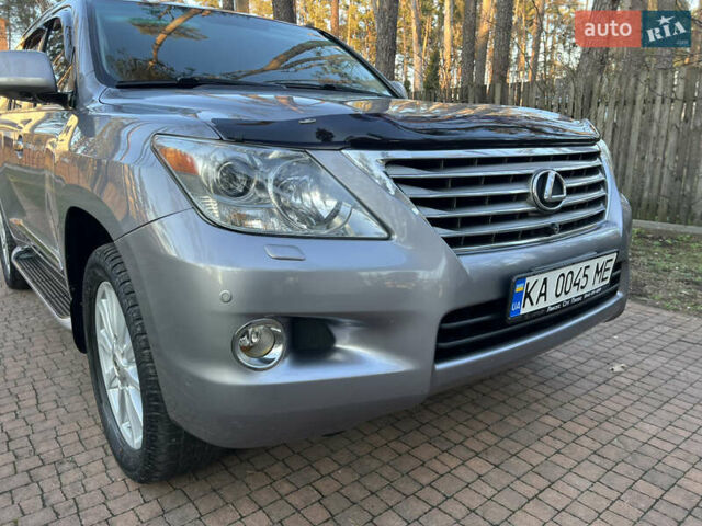 Сірий Лексус ЛХ, об'ємом двигуна 5.7 л та пробігом 285 тис. км за 26700 $, фото 131 на Automoto.ua
