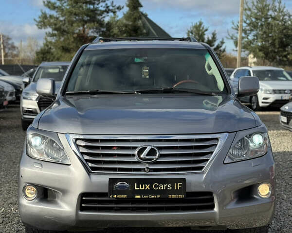 Сірий Лексус ЛХ, об'ємом двигуна 5.66 л та пробігом 303 тис. км за 22000 $, фото 37 на Automoto.ua