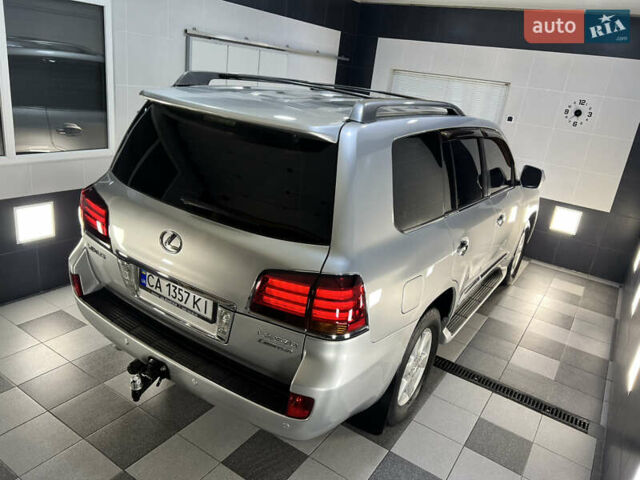Серый Лексус ЛХ, объемом двигателя 5.66 л и пробегом 273 тыс. км за 24900 $, фото 54 на Automoto.ua