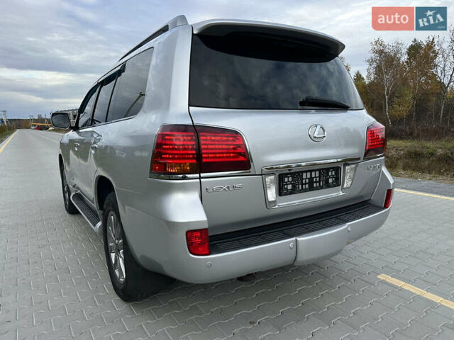 Серый Лексус ЛХ, объемом двигателя 5.7 л и пробегом 360 тыс. км за 19900 $, фото 11 на Automoto.ua