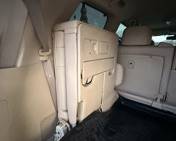 Сірий Лексус ЛХ, об'ємом двигуна 5.66 л та пробігом 262 тис. км за 22999 $, фото 49 на Automoto.ua