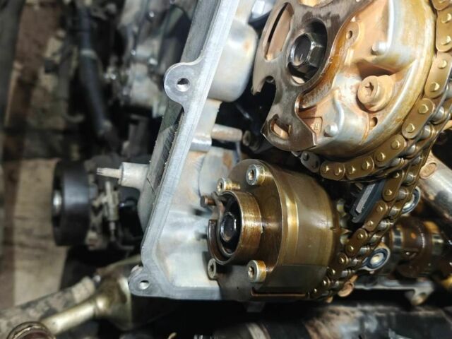 Серый Лексус ЛХ, объемом двигателя 5.7 л и пробегом 320 тыс. км за 22300 $, фото 13 на Automoto.ua