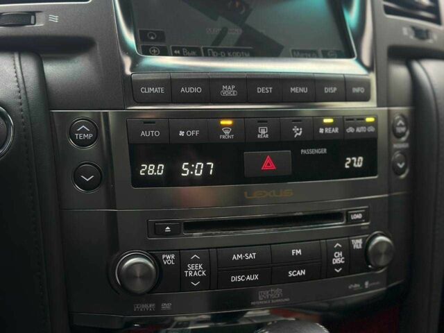 Серый Лексус ЛХ, объемом двигателя 5.7 л и пробегом 259 тыс. км за 21990 $, фото 18 на Automoto.ua