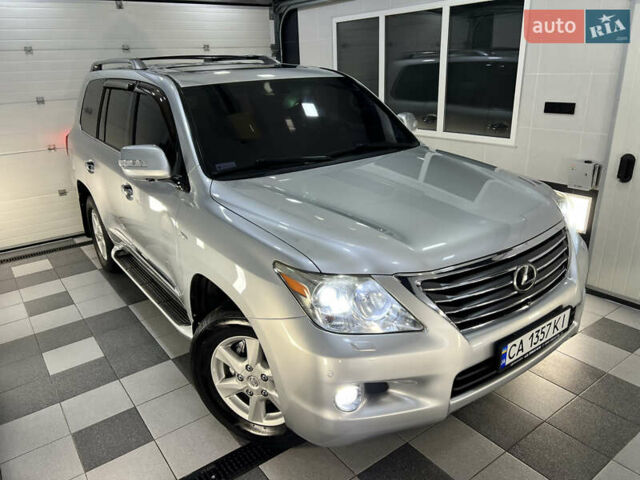Серый Лексус ЛХ, объемом двигателя 5.66 л и пробегом 273 тыс. км за 24900 $, фото 28 на Automoto.ua