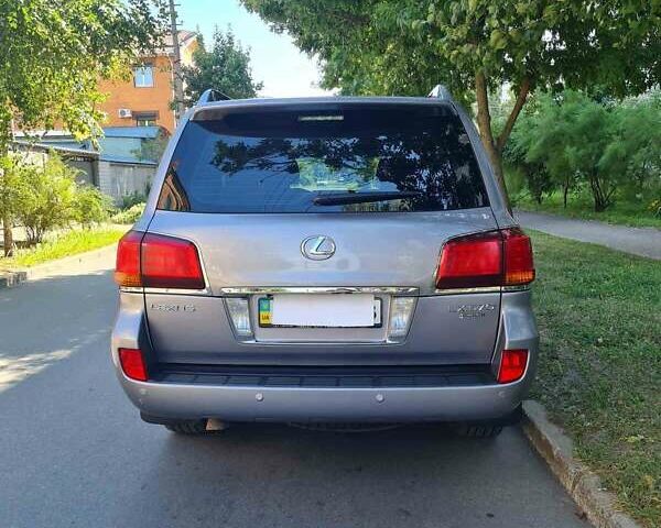 Сірий Лексус ЛХ, об'ємом двигуна 5.66 л та пробігом 170 тис. км за 27500 $, фото 6 на Automoto.ua