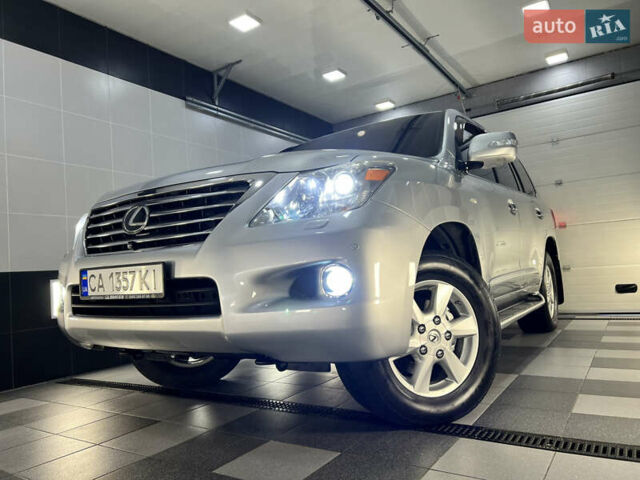 Серый Лексус ЛХ, объемом двигателя 5.66 л и пробегом 273 тыс. км за 24900 $, фото 35 на Automoto.ua