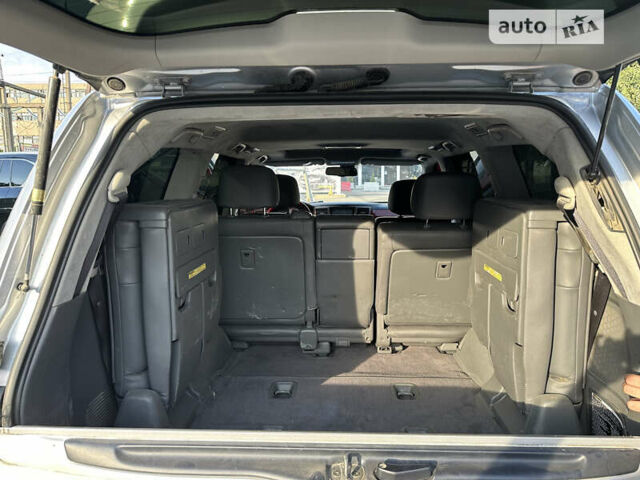 Серый Лексус ЛХ, объемом двигателя 5.66 л и пробегом 243 тыс. км за 25800 $, фото 77 на Automoto.ua