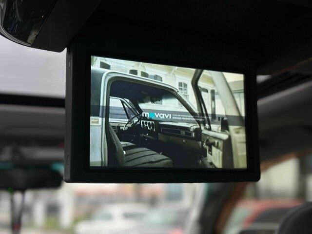 Серый Лексус ЛХ, объемом двигателя 5.7 л и пробегом 259 тыс. км за 21990 $, фото 12 на Automoto.ua