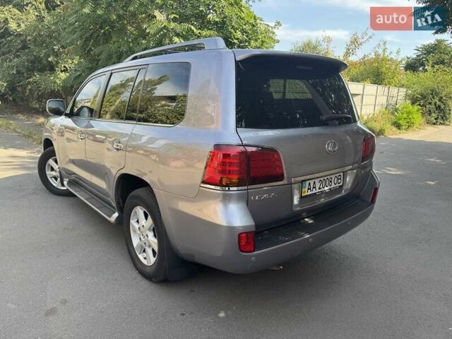Сірий Лексус ЛХ, об'ємом двигуна 5.66 л та пробігом 174 тис. км за 36500 $, фото 3 на Automoto.ua