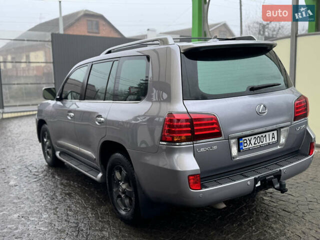 Серый Лексус ЛХ, объемом двигателя 5.66 л и пробегом 530 тыс. км за 25500 $, фото 5 на Automoto.ua