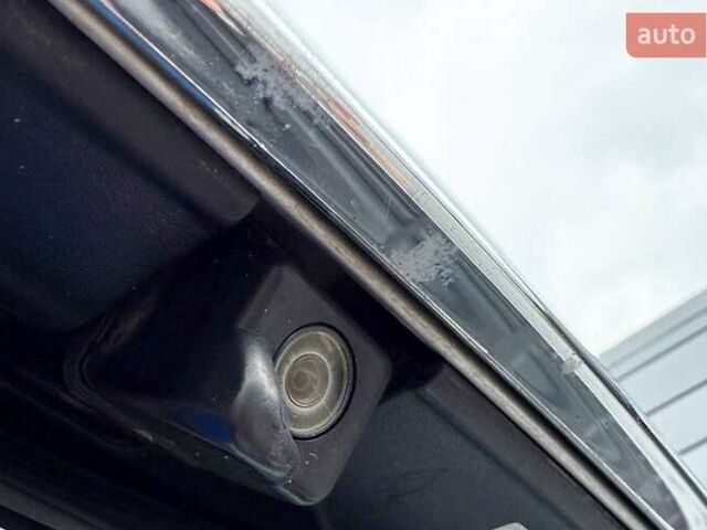 Сірий Лексус ЛХ, об'ємом двигуна 5.66 л та пробігом 235 тис. км за 27191 $, фото 57 на Automoto.ua