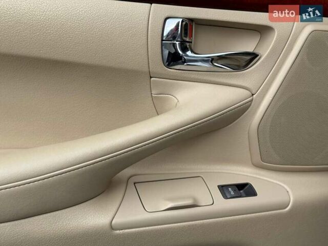 Сірий Лексус ЛХ, об'ємом двигуна 5.66 л та пробігом 235 тис. км за 27191 $, фото 37 на Automoto.ua