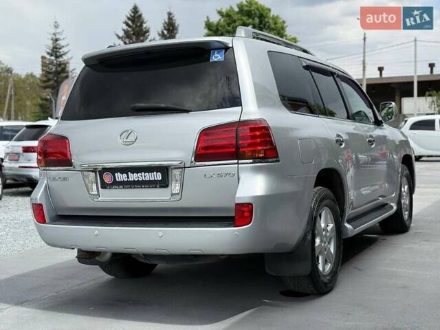Сірий Лексус ЛХ, об'ємом двигуна 5.66 л та пробігом 235 тис. км за 27191 $, фото 9 на Automoto.ua