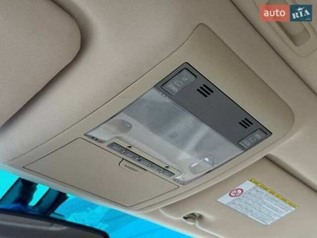 Сірий Лексус ЛХ, об'ємом двигуна 5.66 л та пробігом 235 тис. км за 27191 $, фото 29 на Automoto.ua