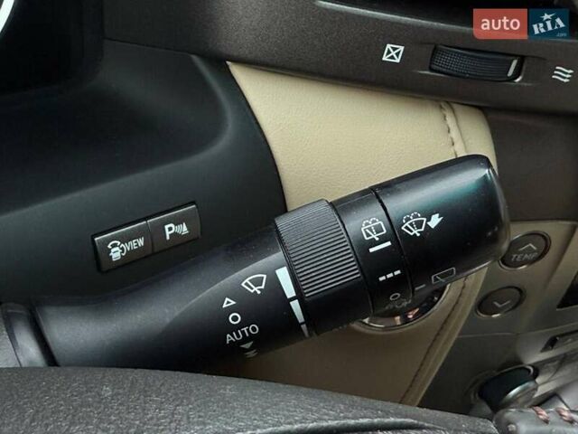 Сірий Лексус ЛХ, об'ємом двигуна 5.66 л та пробігом 235 тис. км за 27191 $, фото 25 на Automoto.ua