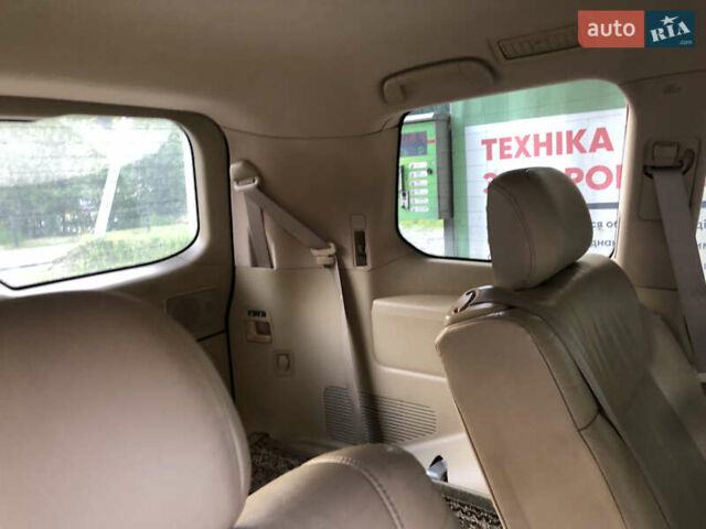 Сірий Лексус ЛХ, об'ємом двигуна 0 л та пробігом 230 тис. км за 28000 $, фото 18 на Automoto.ua