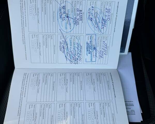 Сірий Лексус ЛХ, об'ємом двигуна 4.5 л та пробігом 137 тис. км за 59000 $, фото 24 на Automoto.ua