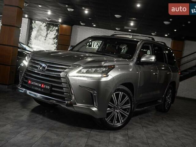 Лексус ЛХ 2016 в Одессе на Automoto.ua Серый Лексус ЛХ, объемом двигателя 5.66 л и пробегом 140 тыс. км за 65500 $, фото 7 на Automoto.ua