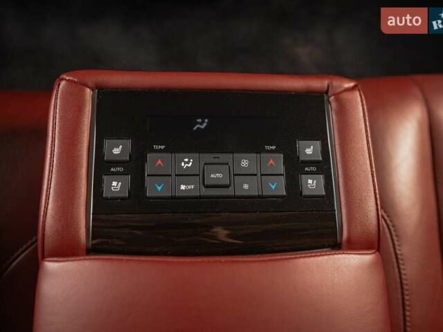 Лексус ЛХ 2016 в Одессе на Automoto.ua Серый Лексус ЛХ, объемом двигателя 5.66 л и пробегом 140 тыс. км за 65500 $, фото 13 на Automoto.ua