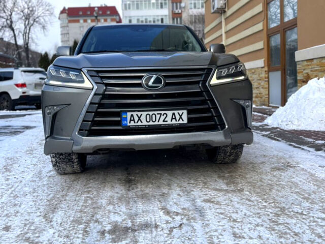 Серый Лексус ЛХ, объемом двигателя 4.5 л и пробегом 0 тыс. км за 59000 $, фото 3 на Automoto.ua