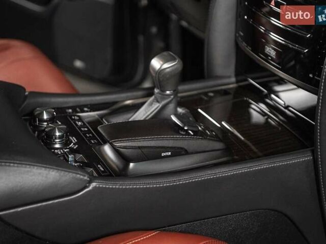 Лексус ЛХ 2016 в Одессе на Automoto.ua Серый Лексус ЛХ, объемом двигателя 5.66 л и пробегом 140 тыс. км за 65500 $, фото 54 на Automoto.ua