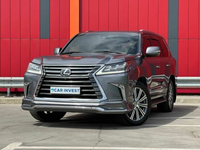 Серый Лексус ЛХ, объемом двигателя 5.7 л и пробегом 128 тыс. км за 62000 $, фото 3 на Automoto.ua