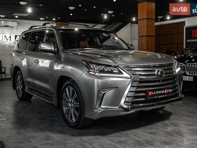 Лексус ЛХ 2016 в Одессе на Automoto.ua Серый Лексус ЛХ, объемом двигателя 5.66 л и пробегом 140 тыс. км за 65500 $, фото 69 на Automoto.ua